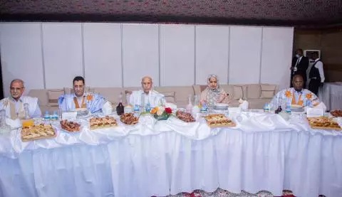 Le Président de la République offre un Iftar en l’honneur des présidents des partis politiques