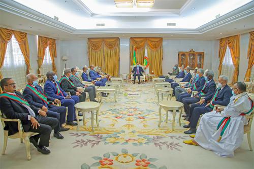L'option de décentralisation est irréversible dit le président  Ghazouani