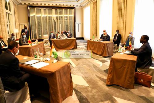 Les dirigeants du Groupe des cinq Etats du Sahel se réunissent à Paris
