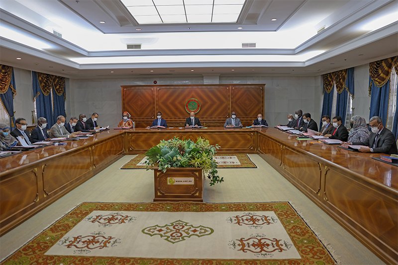 Mesures individuelles à la fin de la réunion du gouvernement (Communiqué)