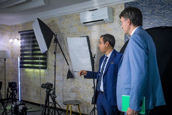 Le conseiller à l'ambassade de France, Gérard CAIRET, visite le centre "Essahraa" … (photos)