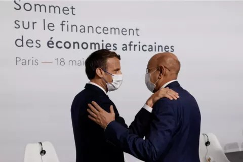 Ghazouani félicite Macron et exprime son souhait de poursuivre le travail avec lui
