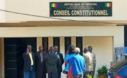 Sénégal: 70 candidatures pour la présidentielle à la fin du délai de dépôt