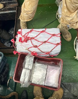 L’armée livre des détails sur le bateau transportant une tonne de cocaïne