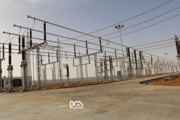 Le Président inaugure deux projets énergétiques et le siège de la Somelec