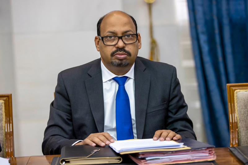 Fonction publique : la négligence du dossier des contractuels déplorée