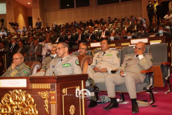 Le Président supervise la sortie d'une promotion de l'ENAJM ...Photos