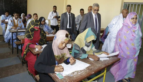 10 000 candidats subissent les épreuves de recrutement de 1 300 enseignants et professeurs 