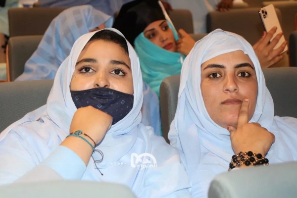 Le Président supervise la sortie d'une promotion de l'ENAJM ...Photos