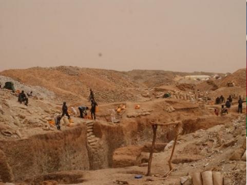 Des parents appellent les autorités à délivrer 4 prospecteurs détenus en Algérie