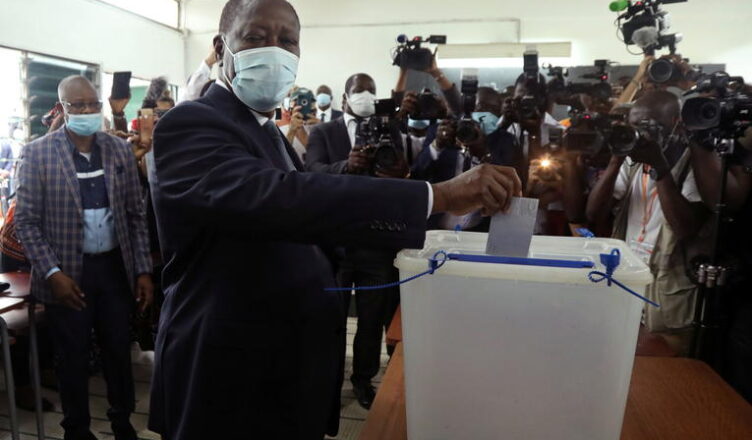 Côte d’Ivoire : large victoire du président Alassane Ouattara 