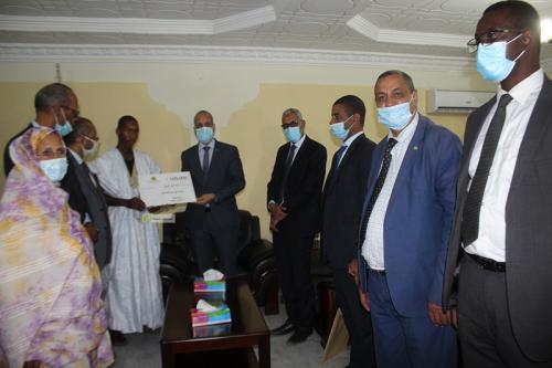 L'élève surprise du Bac 2020 distingué au nom du Président Ghazouani