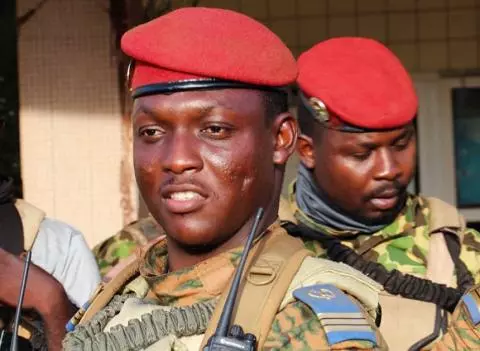 Au Burkina Faso, Ibrahim Traoré désigné président de la transition