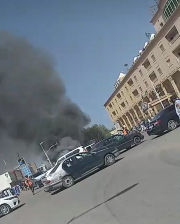 حريق في باص لنقل طلاب الجامعة وسط نواكشوط (الصدر: انترنت)