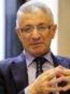 سام منسى