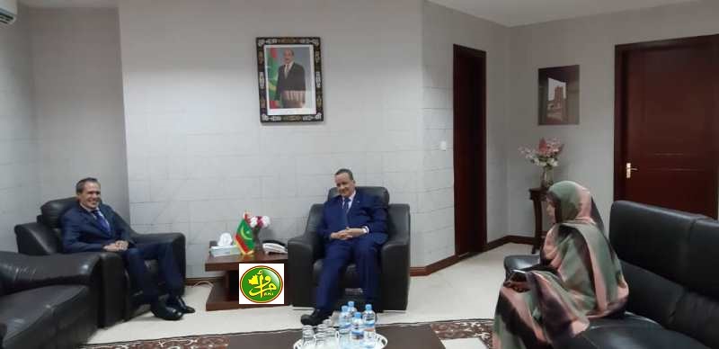 اجتماع وزير خارجية موريتانيا بالسفير المغربي (و م أ)