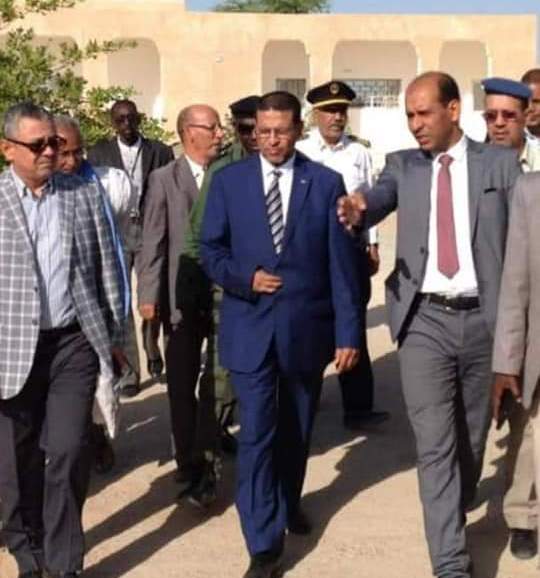 وزير الصحة خلال زيارته لمدرسة الصحة بروصو (المصدر: انترنت)