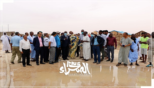 الوفد الوزاري في أحد أحياء الرياض - (المصدر: الصحراء)