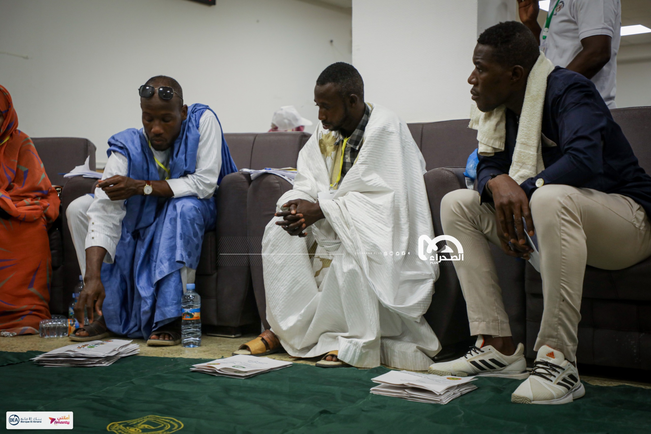 جانب من فرز الأصوات في أحد مكاتب التصويت في العاصمة نواكشوط- الصحراء