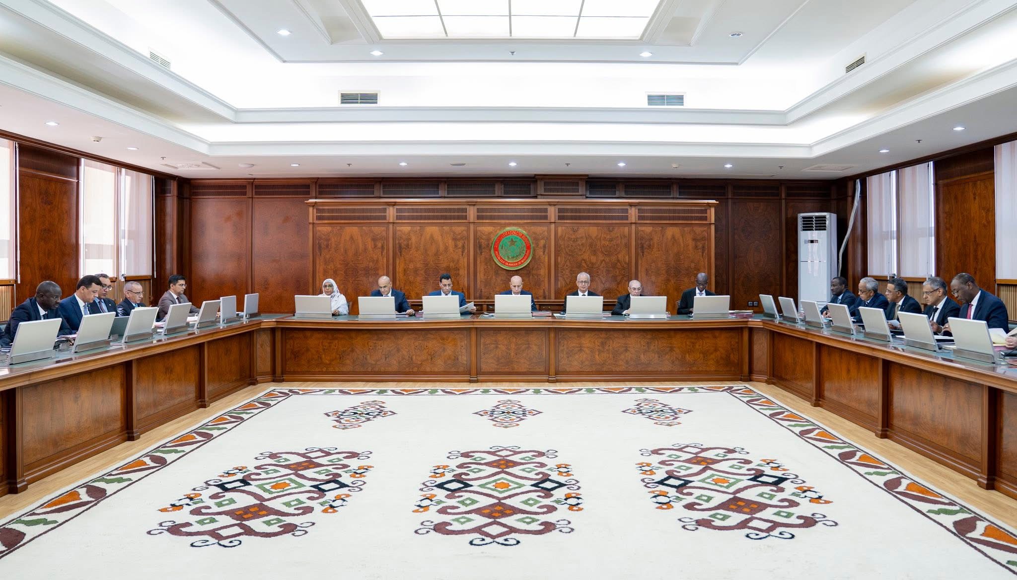 جانب من اجتماع الحكومة