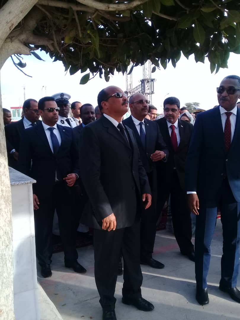 ولد عبد العزيز يشرف على تدشين أحد أكبر شوارع نواكشوط