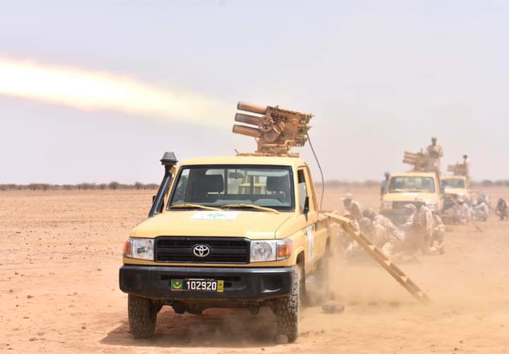 جانب من مناورات الجيش الوطني على حدود مالي