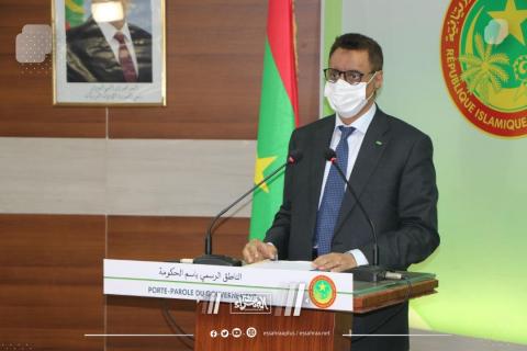 وزير المعادن خلال المؤتمر الصحفي للحكومة- المصدر (الصحراء)