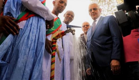 وزير المياه يدشن مشروع تزويد العيون وجيكني بالمياه _(المصدر:صفحة الوزارة)