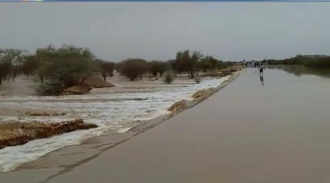 جانب من السيول في بلدة امات لعكاريش 