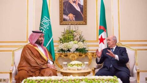 ولي العهد السعودي رفقة الرئيس الجزائري -(المصدر: الإنترنت)