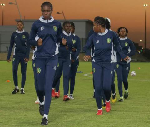 جانب من تدريب المنتخب الوطني للسيدات أقل من 20 عاما في مدينة جدة