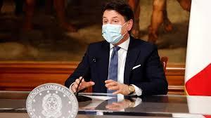 رئيس الوزراء الإيطالي المستقيل جوزيبي كونتي.
