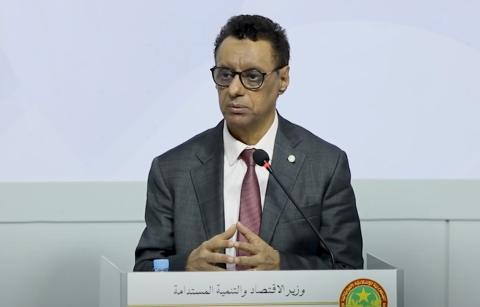  وزير الاقتصاد عبد السلام محمد صالح