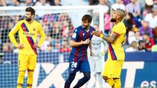 برشلونة أعلن عزمه تخفيض رواتب اللاعبين لتعويض الخسائر المالية