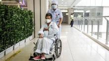 نحو 300 مريض نقلوا إلى المستشفى حسب تقارير صينية