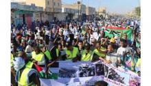 جاتب من المسيرة التي شهدتها مدينة نواذييو تضامنا مع غزة- وما