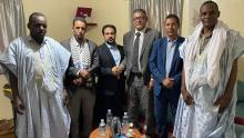 جانب من لقاء نقيب الصحفيين الموريتانيين بممثل "حماس" في موريتانيا