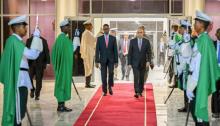 الرئيس غزواني لدى مغادرته العاصمة نواكشوط متوجها إلى السعودية