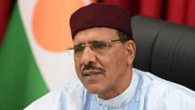 رئيس النيجر المعزول محمد بازوم
