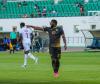 مهاجم المنتخب الوطني أبوبكر كامارا خلال إحدى المباريات- FFRIM